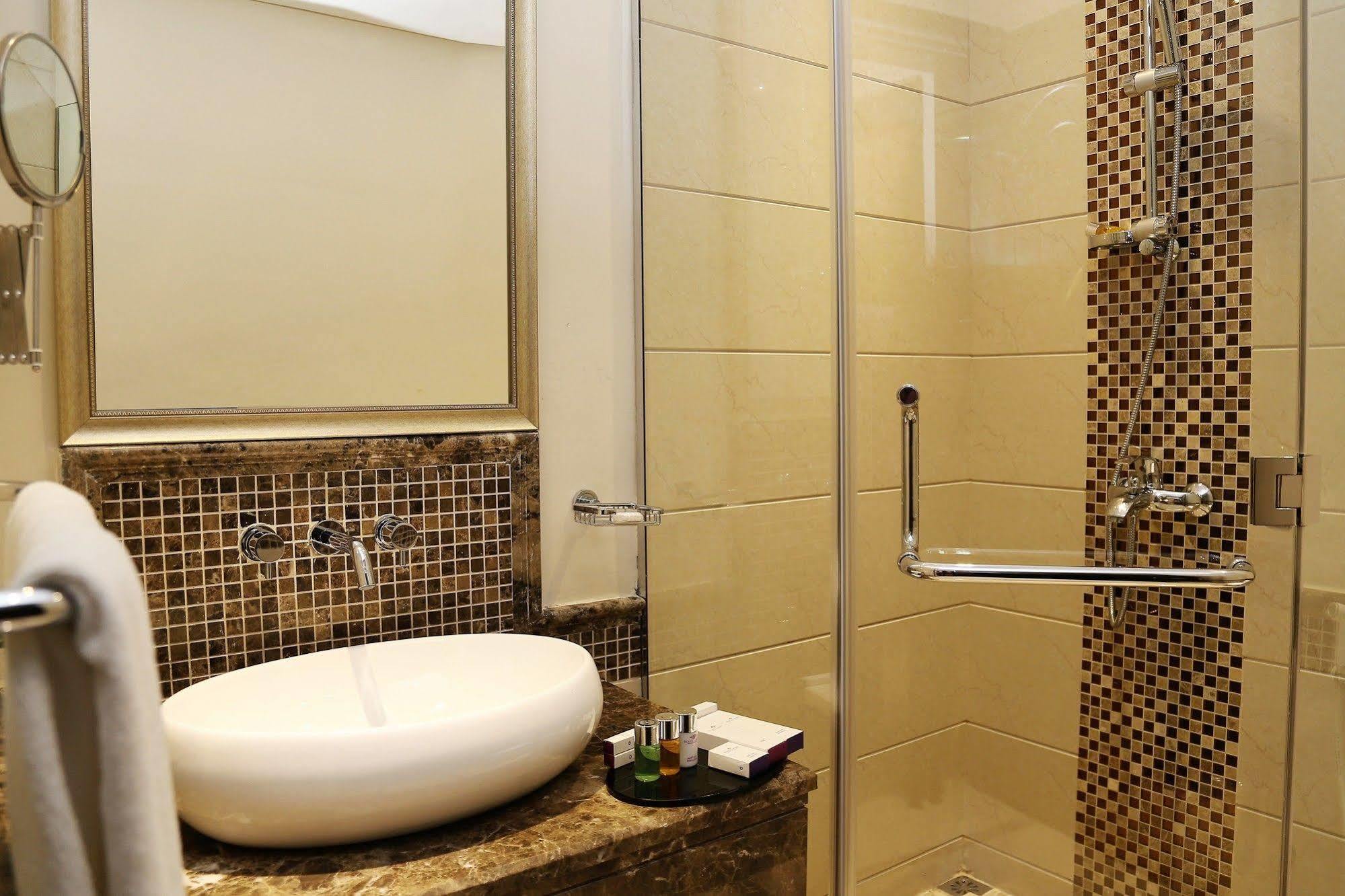 Boudl Kuwait Al Fahahil Aparthotel Kuwait City Exterior photo
